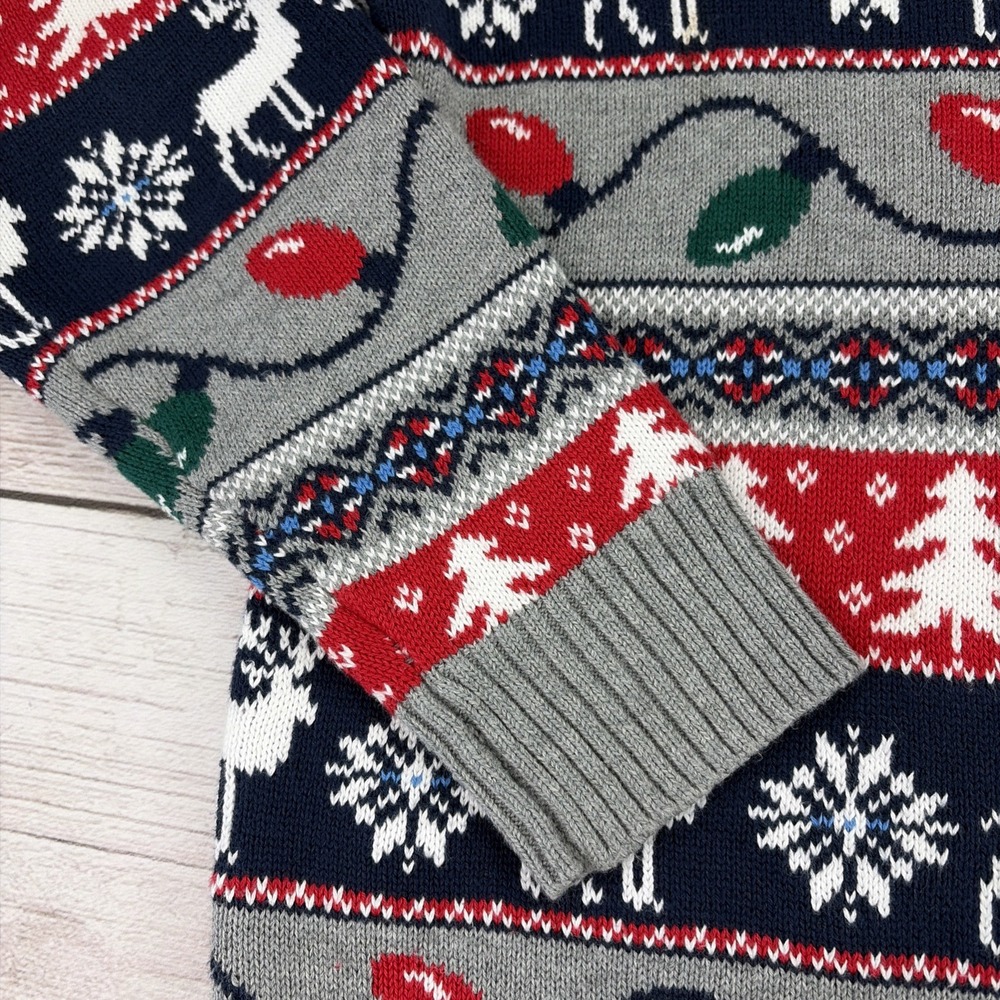 St Johns Bay Men's Medium Christmas Sweater Fair Isle Tree Lights Reindeer EXC - Picture 4 of 16